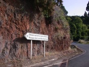 de weg naar roque de los muchachos